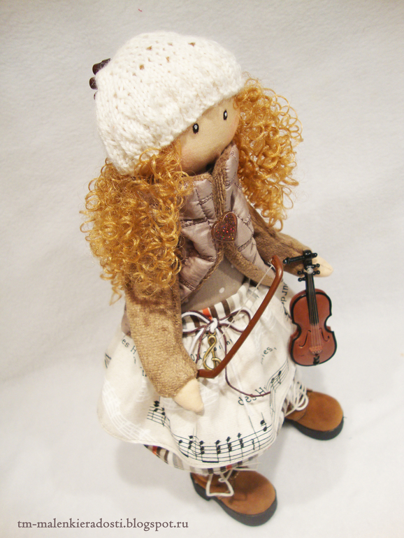 Льется музыка, музыка, музыка...