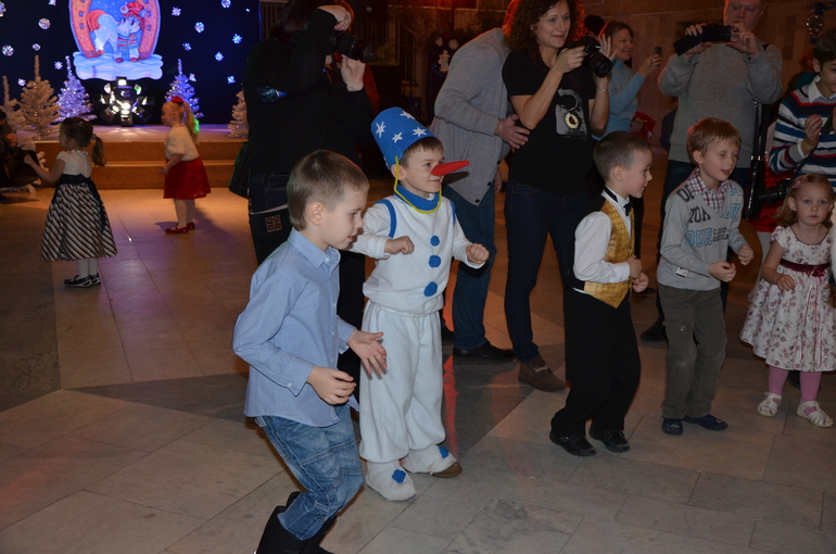 Наш первый Новый год на елке