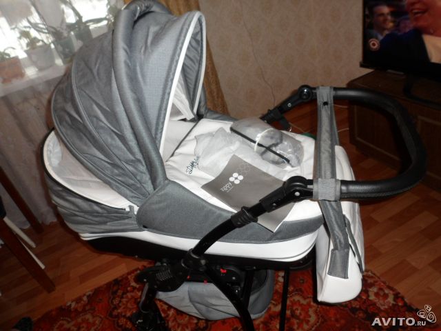 Коляска 3в1 Adbor Zippy Marsel. Девочки кто знает ее, у кого возможно такая, расскажите как она вам.