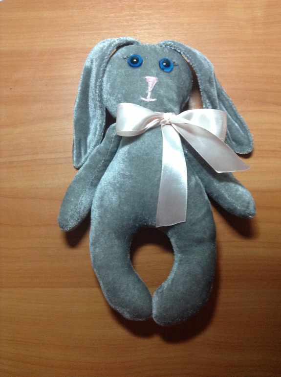 Второй зайчик...