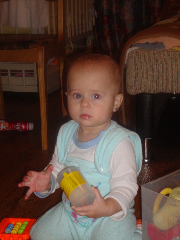 Теперь мы с серёжками)))