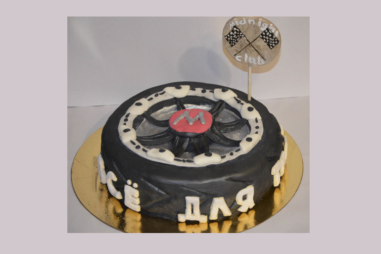 Торт для любителя автомобилей.