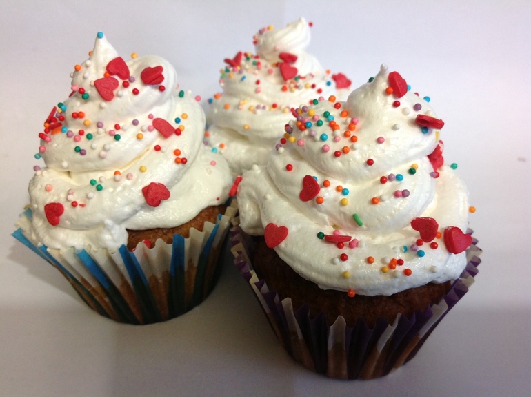 Апельсиновые капкейки. Швейцарская меренга.