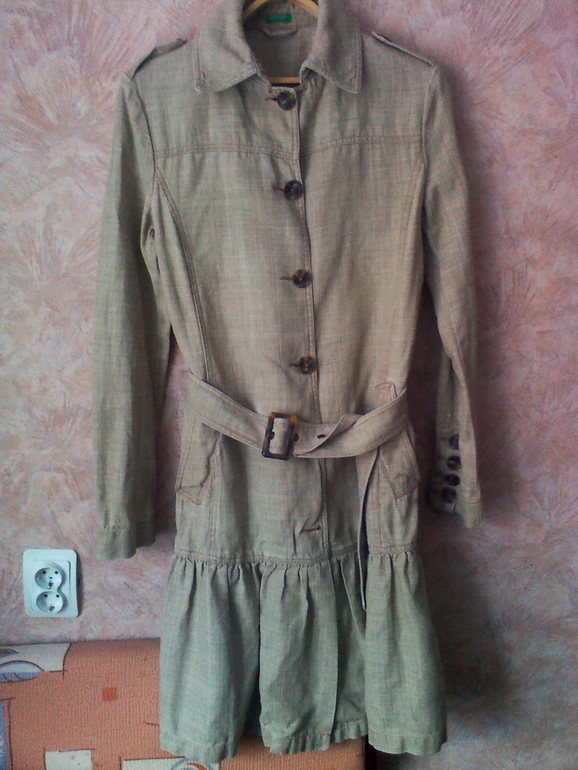 Тренч,лен 100%,р.44(46) Benetton.1000рублей,регион ,почта