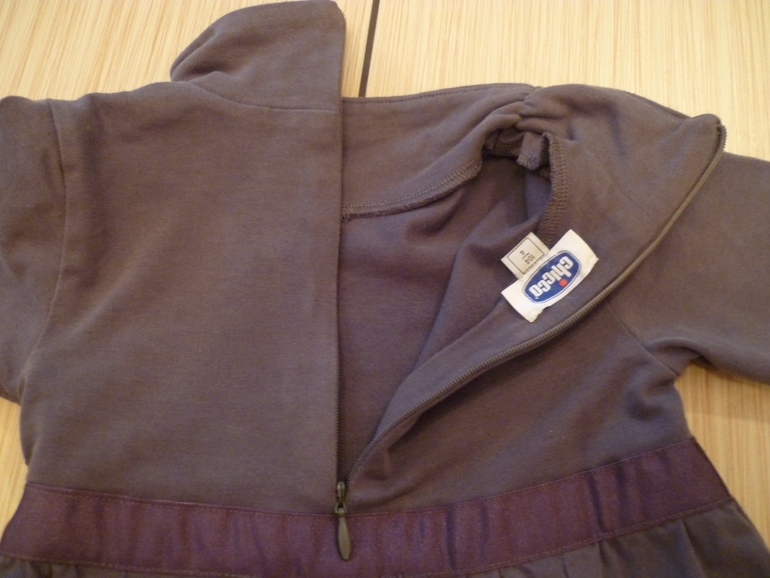 Новое платье CHICCO.   р 4 104.  Цена 700 руб.