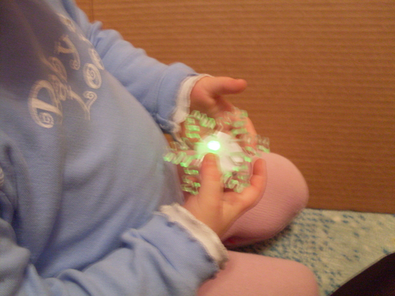 И нас забросали подарочками!!!!!