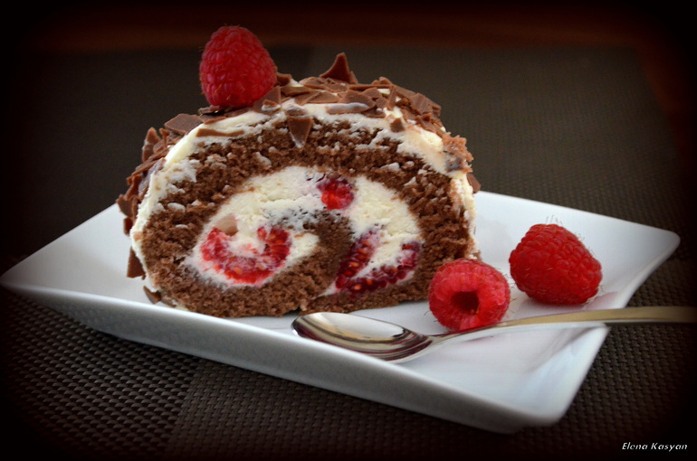 Вчера лакомились вот таким десертом)))