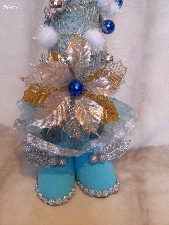 Вторая топотушка и корзиночка для дочи друга семьи!