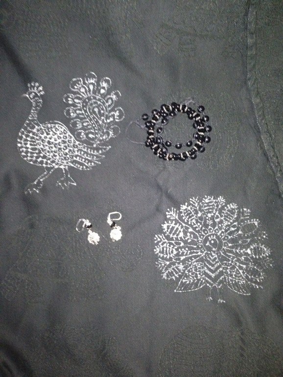 стремительная исповедь слингопенсионера-обожателя черных кур ))