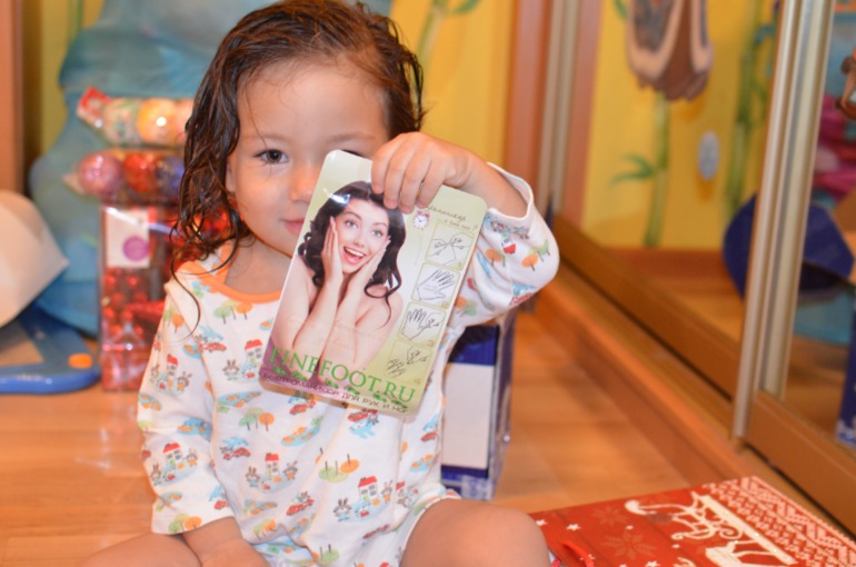 Наша Фея-Снегурочка с фотками)