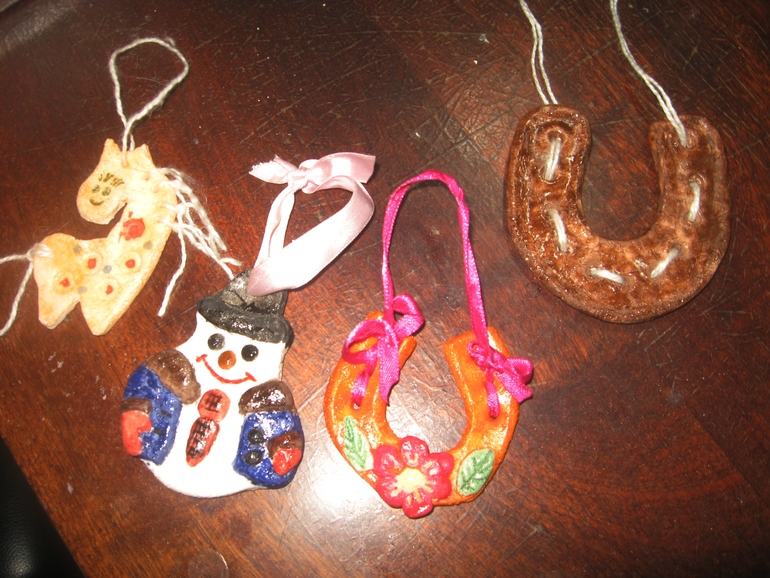 Первый блин, вернее подкова...) Или что мы наТворили с дочкой из соленого теста