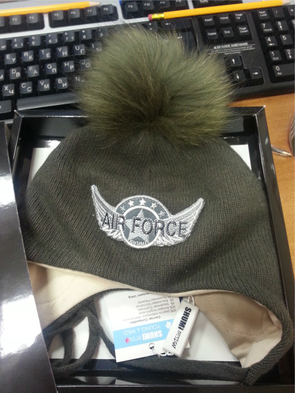 продам чудесную шапочку Shumi Design зима 2013 air force !!! 1800 руб