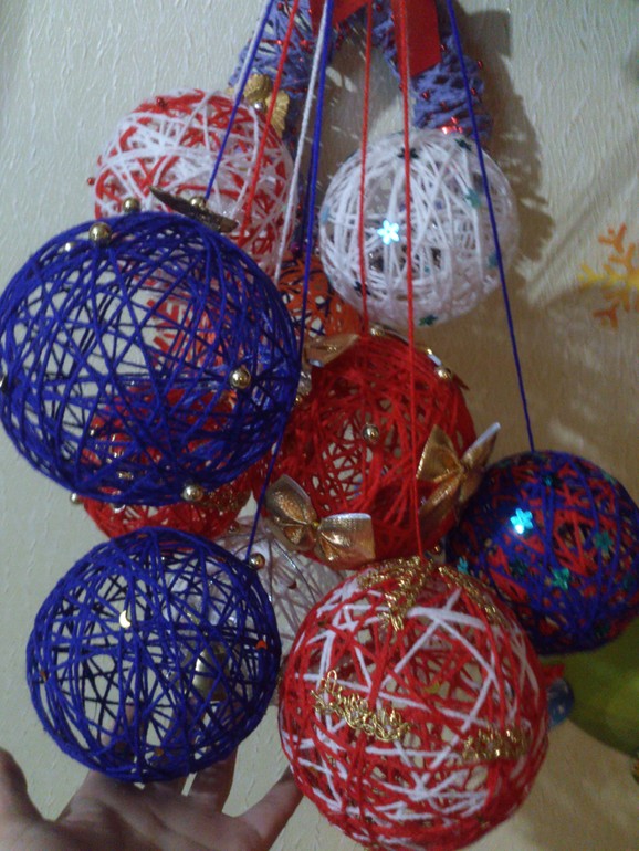 новогодние шарики