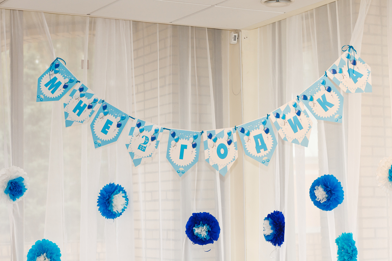 День рождения сыночка 2 года в голубо-белом цвете=)