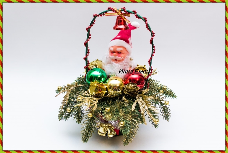 Дед Мороз в корзине