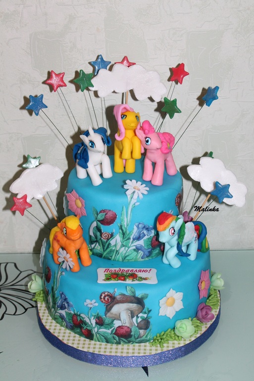 Вот такой получился тортик за 5 часов.