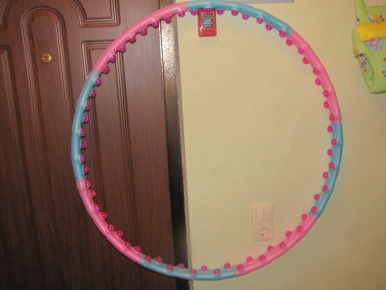 Отдам Хулахуп и Весы!