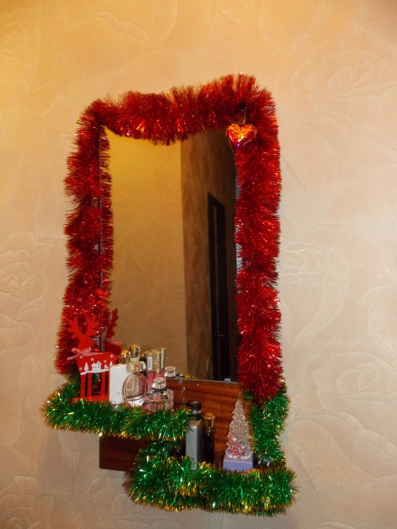 И мы украсили наш дом!!!