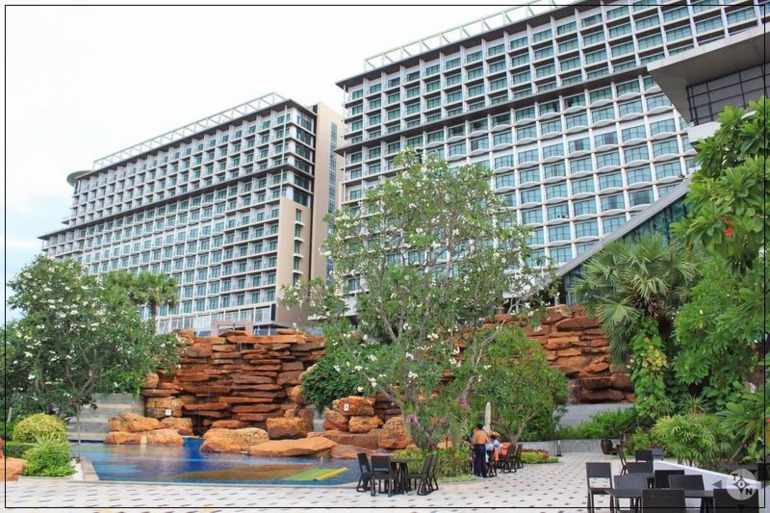 НУ КАК МОЖНО ПРОЙТИ МИМО ТАКОГО ПРЕДЛОЖЕНИЯ?!!!