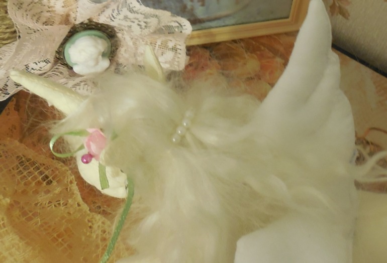 Конь-Единорог