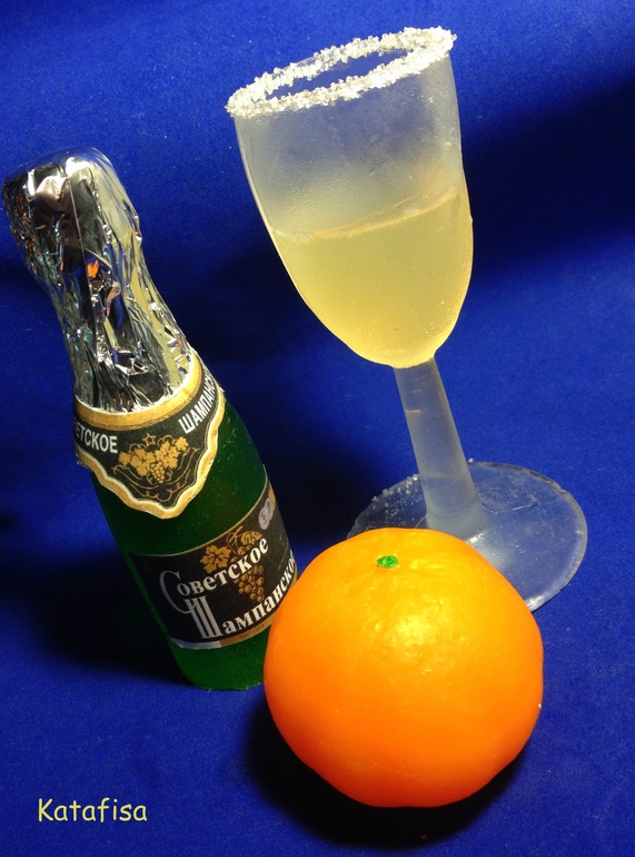 Новогодние наборы. И медаль))