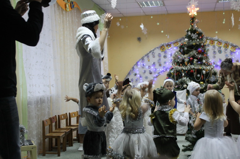 Елка в детском саду.