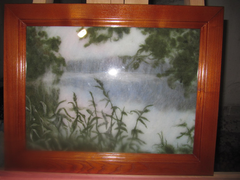 Мои шерстяные картины:"Ночной туман" и "Снежная корлева", а так же снеговичек:)