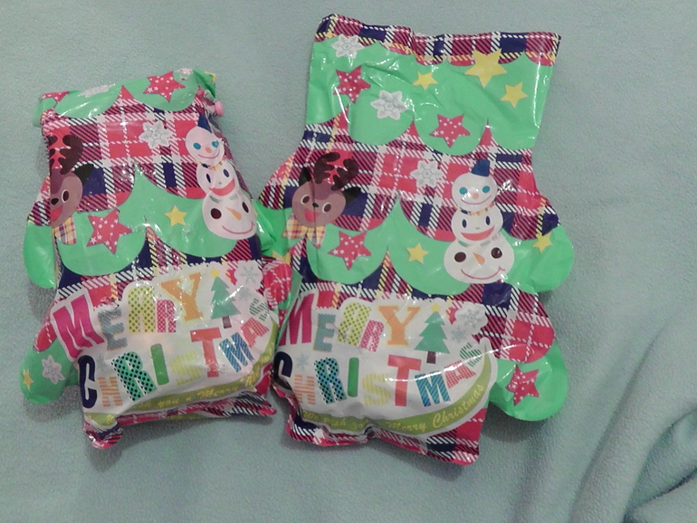 У нас новогоднии подарочки от моей Натульки)