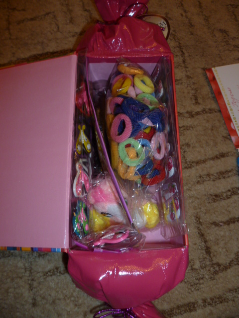 Урааааааааа!!!!!!Мы получили нашу посылочку!!!