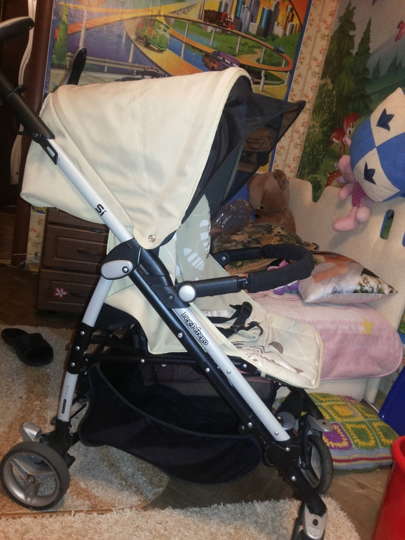 Коляска детская Peg Perego si.  5500 руб.