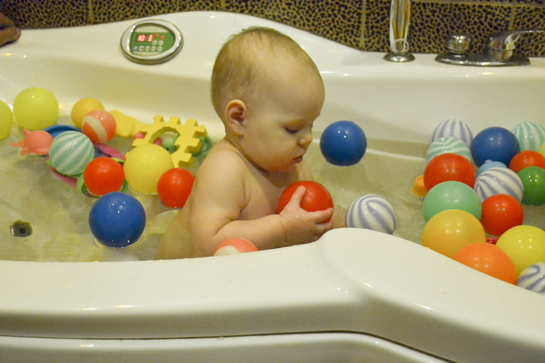 10 месяцев. (очень много фото)