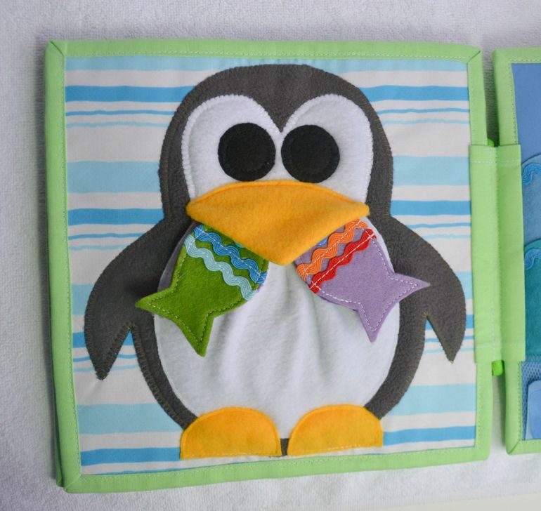 Именная развивающая книжечка)