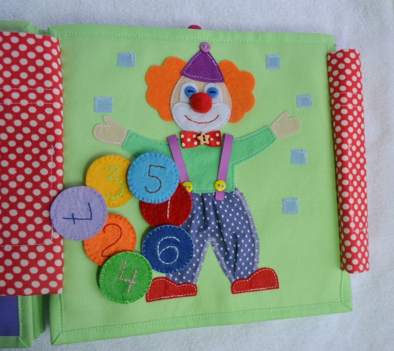 Именная развивающая книжечка)