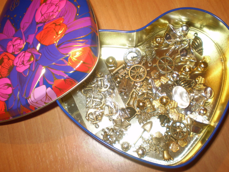 А у нас  СУПЕР-ПУПЕР-МЕГА-ПОДАРКИ!!!