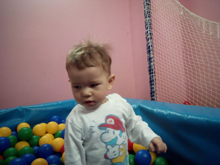 В игровой комнате=)))