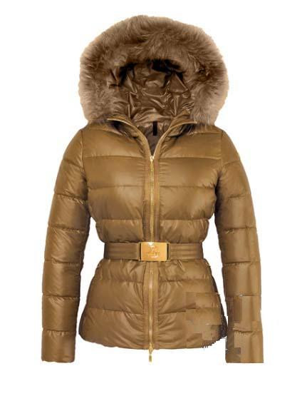 Продаю куртку Moncler.