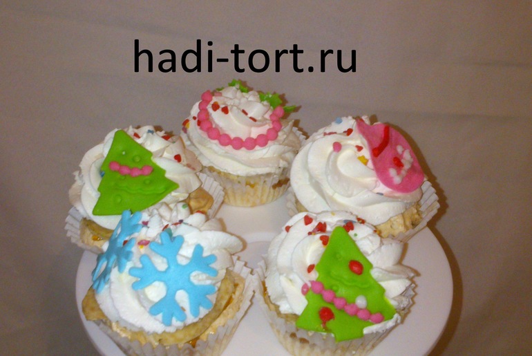 мои новогодние капкейки.