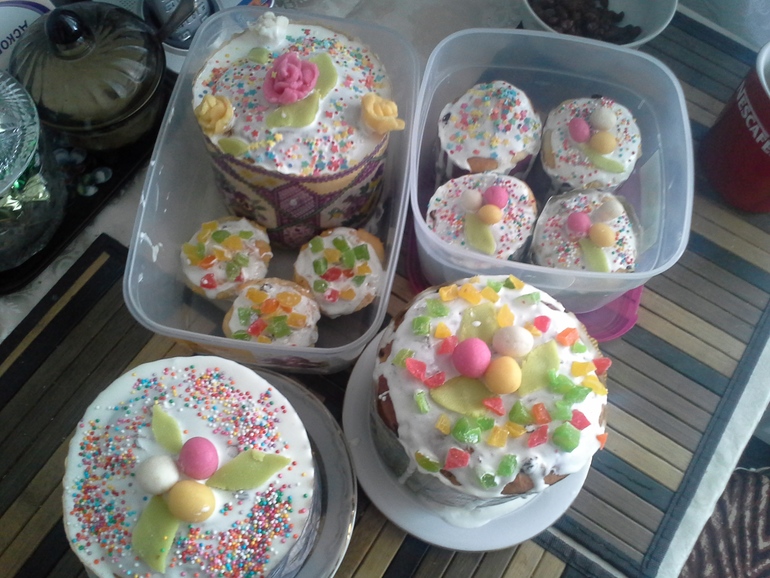 хвастаюсь нашими куличами
