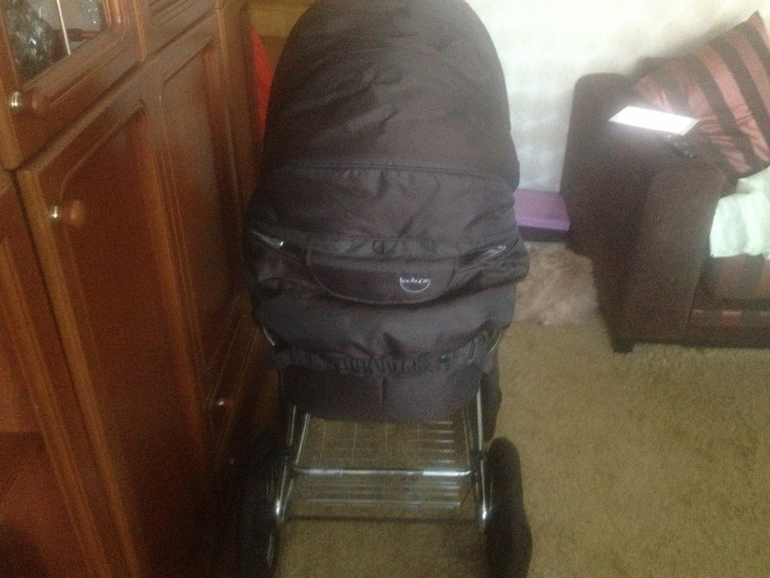 Продаю коляску Teutonia Elegance 2 в 1