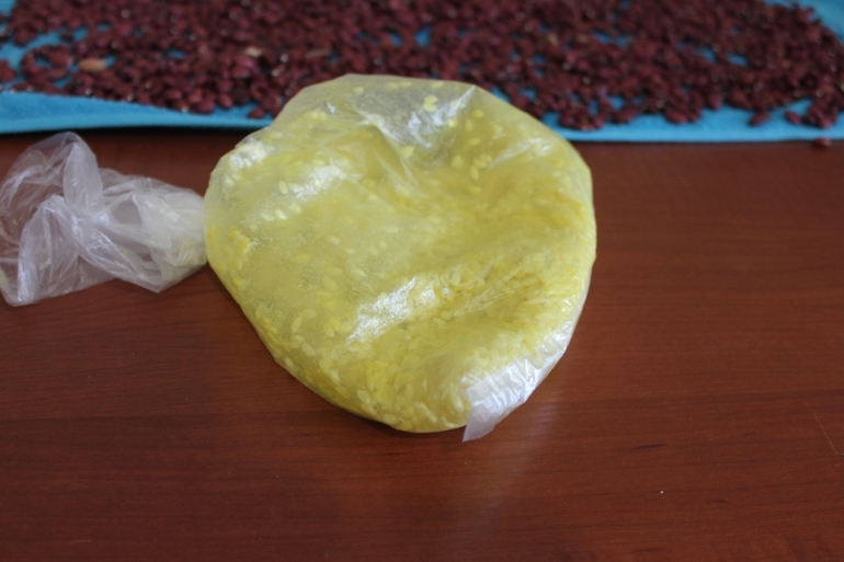НАША ПЕРВАЯ СЕНСОРНАЯ КОРОБОЧКА