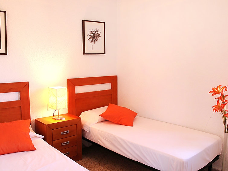 Апартаменты в аренду для макс. 6 человек. Испания, Costa Blanca, El Campello Villajoyosa.