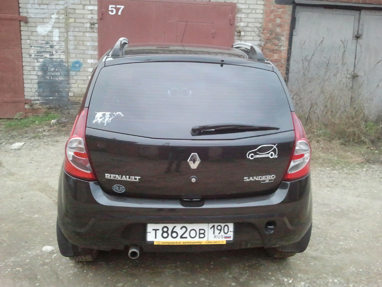 продаем RENUALT SANDERO2011г.в.