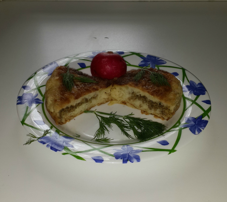 Зразы картофельные с мясным фаршем.