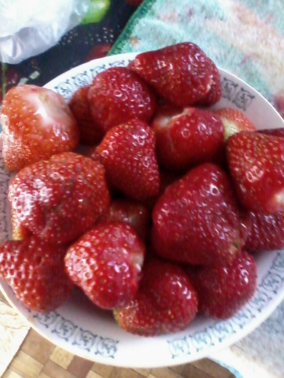 Клубничка