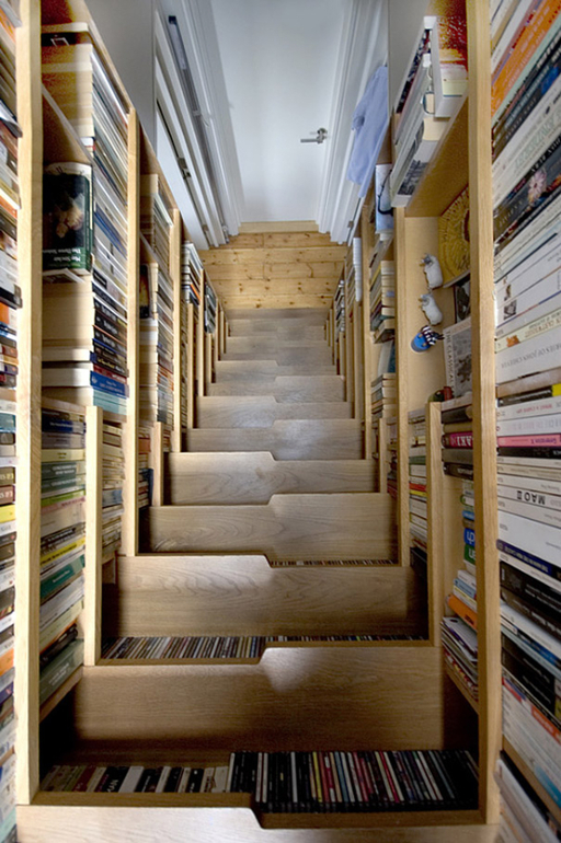 Книги в интерьере