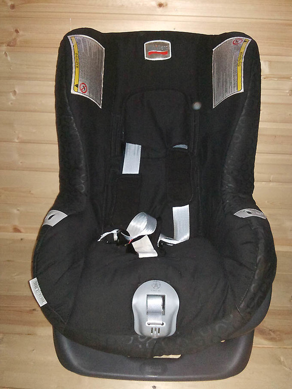 Продам Автокресло Britax First Class Plus 4000 руб