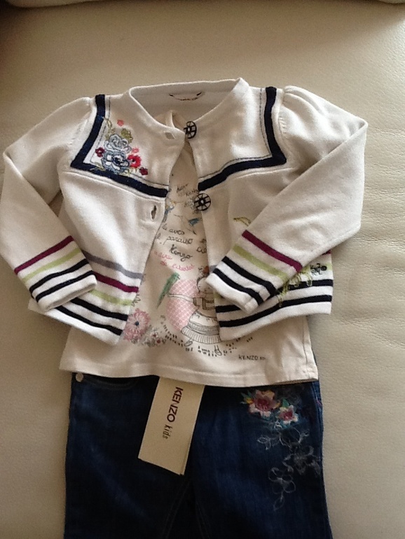 Продаю комплект kenzo на 3 года оригинал 2500