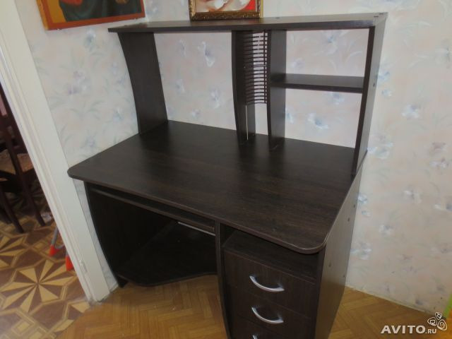 Продается компьютерный стол г.Подольск