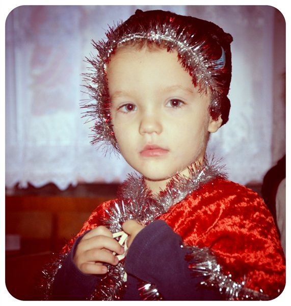 Первый новогодний утренник в яслях