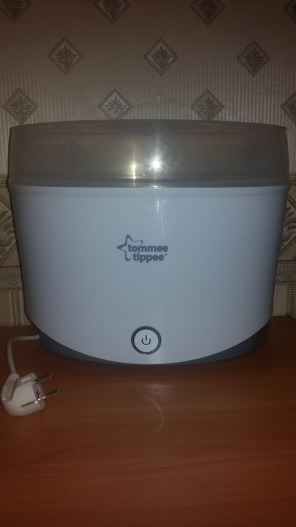Стерилизатор фирмы Tommee Tippee Б/У